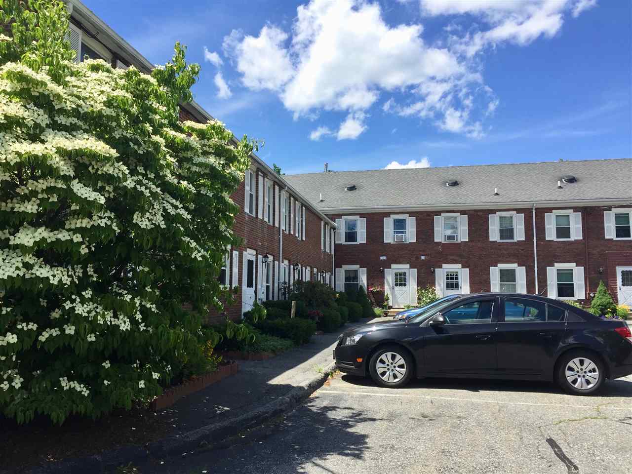 5 River Street, Unit 11 Exeter, NH 03833 - Photo 2 of 17 Gallery Image 2