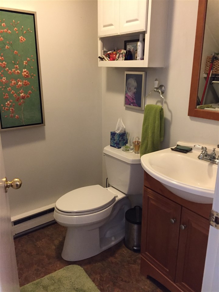 5 River Street, Unit 11 Exeter, NH 03833 - Photo 5 of 17 Gallery Image 5