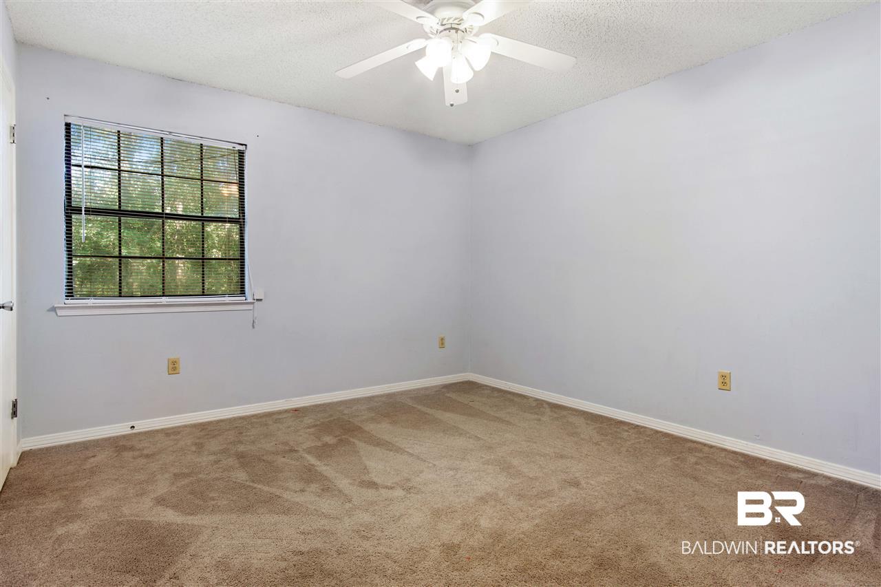 954 Dickenson Avenue Mobile, AL 36609 - Photo 18 of 26