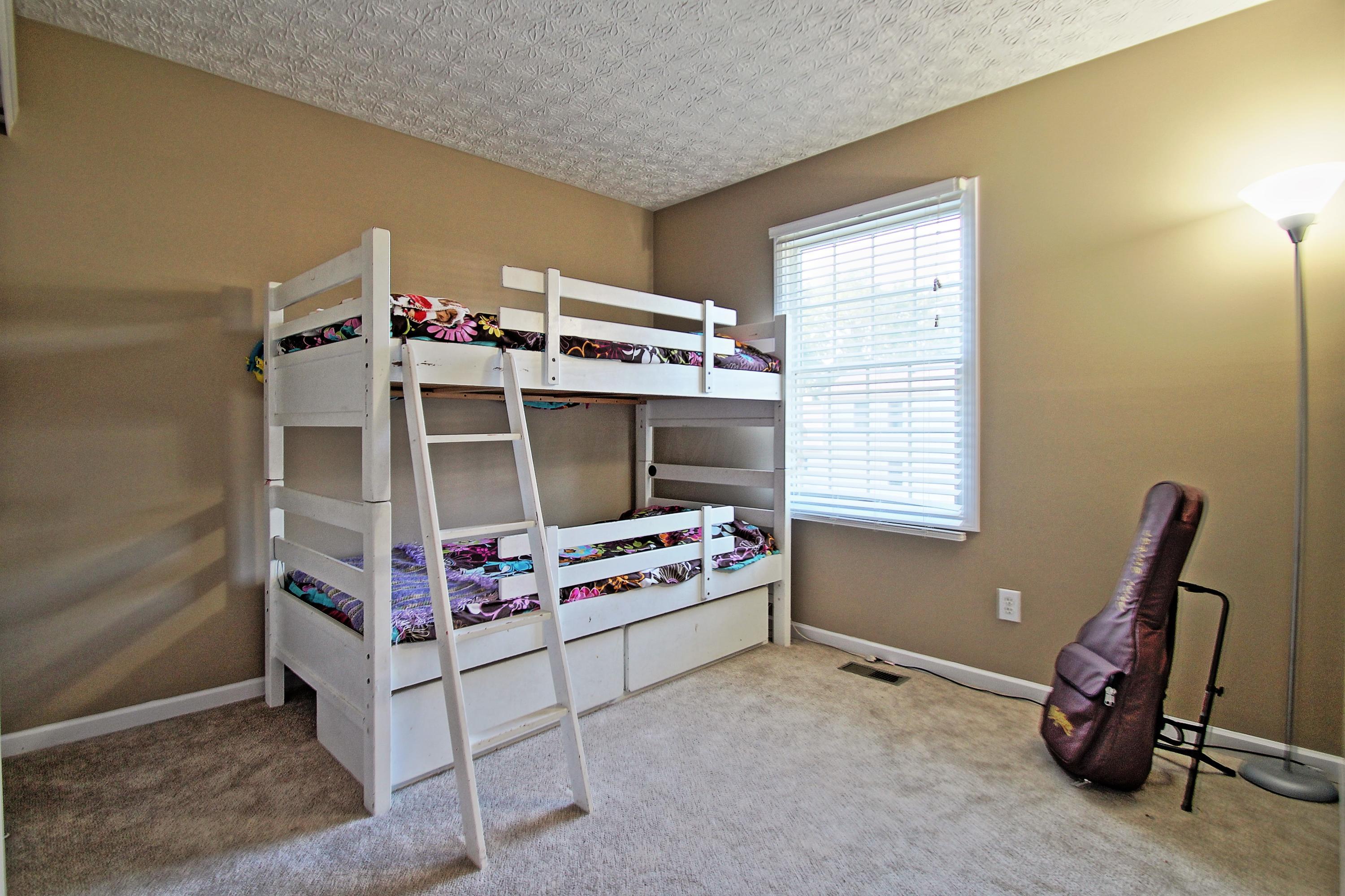 306 Holly Grove Road Lewis Center, OH 43035 - Photo 9 of 15 Gallery Image 9