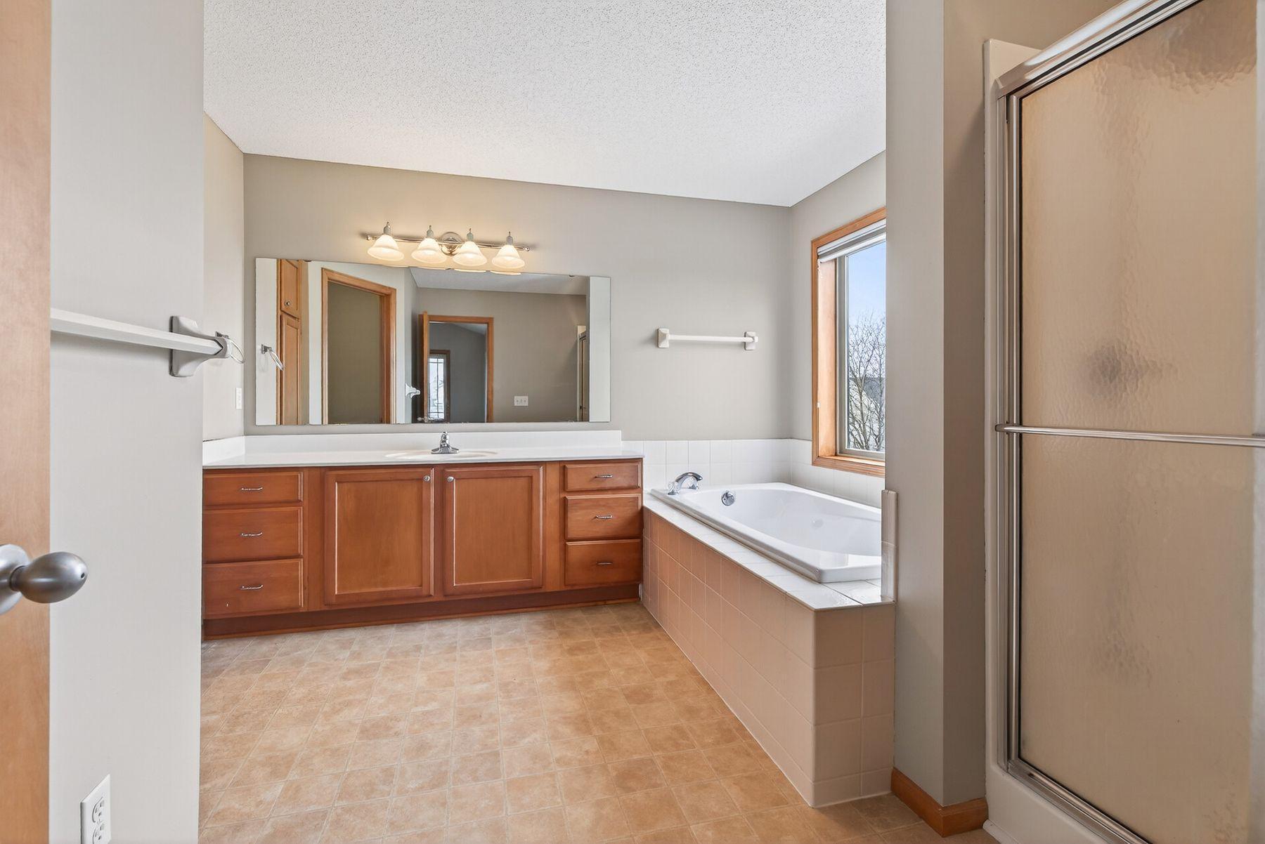 2542 Mathias Road Shakopee, MN 55379 - Photo 33 of 57