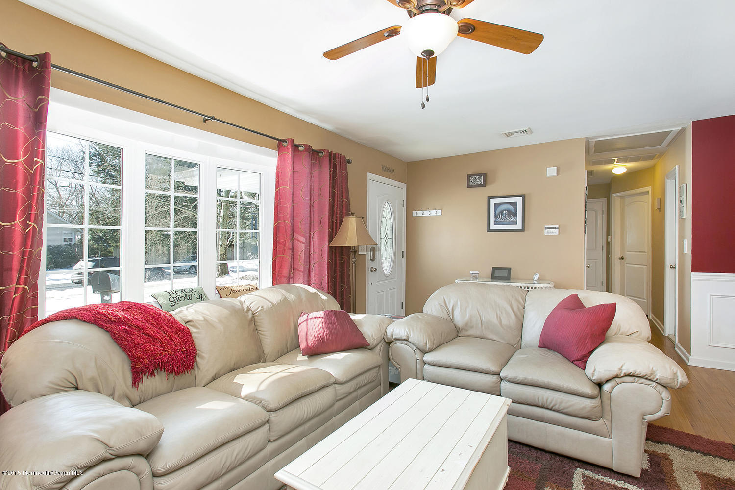 15 Lone Oak Road Middletown, NJ 07748 - Photo 3 of 33 15 Lone Oak Rd Middletown NJ-large-005-2