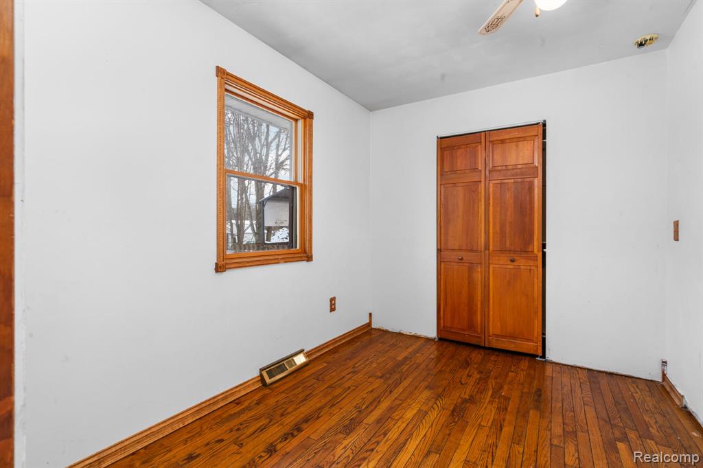 468 North Truhn Road Fowlerville, MI 48836 - Photo 12 of 31 Gallery Image 12