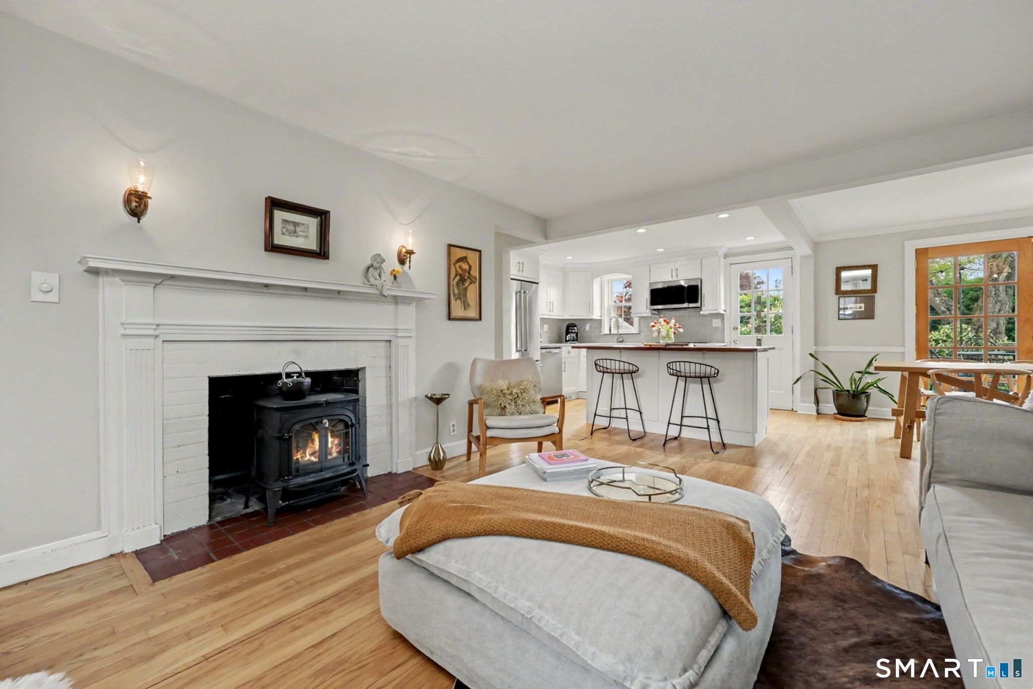 50 Crown Street Trumbull, CT 06611 - Photo 5 of 29