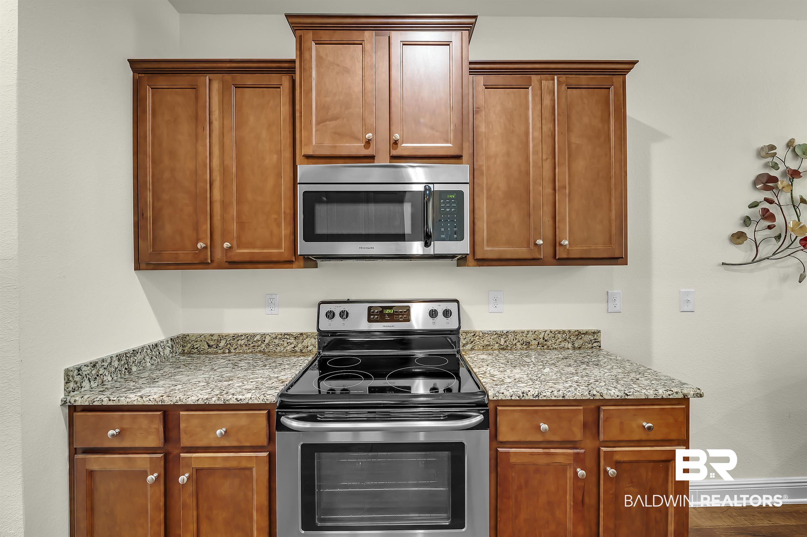 1720 Covington Lane Foley, AL 36535 - Photo 19 of 39 Kitchen