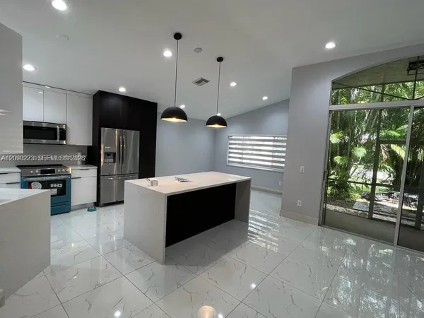 $4,700 | 1970 Northwest 178th Terrace, Pembroke Pines, FL 33029