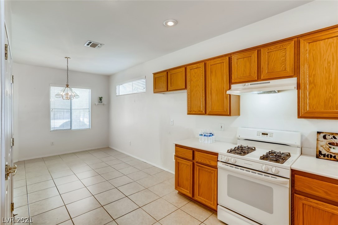3062 Canal Walk Road Henderson, NV 89052 - Photo 9 of 42 Gallery Image 9