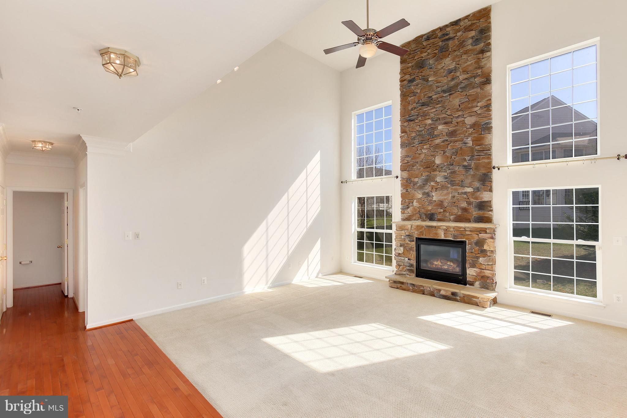14627 Bubbling Spring Road Boyds, MD 20841 - Photo 3 of 30 Family Room