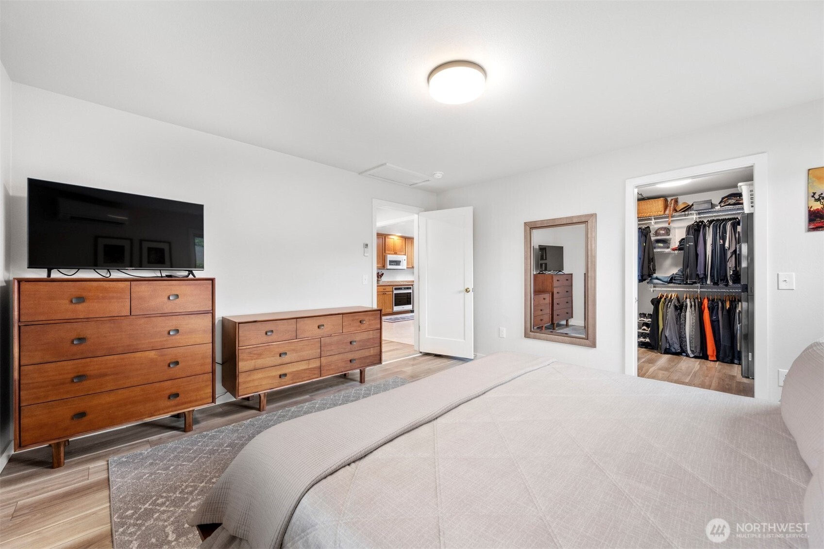 2304 5th Street Everett, WA 98201 - Photo 14 of 29 Gallery Image 14
