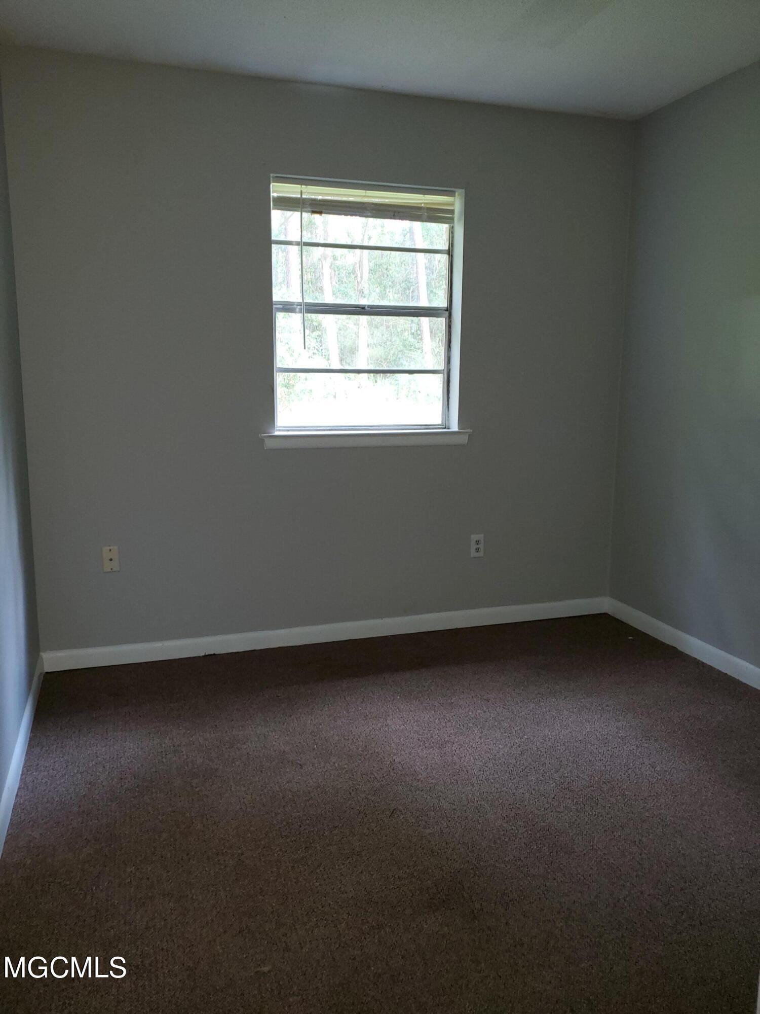 1608 Riverside Drive Gautier, MS 39553 - Photo 9 of 14 9
