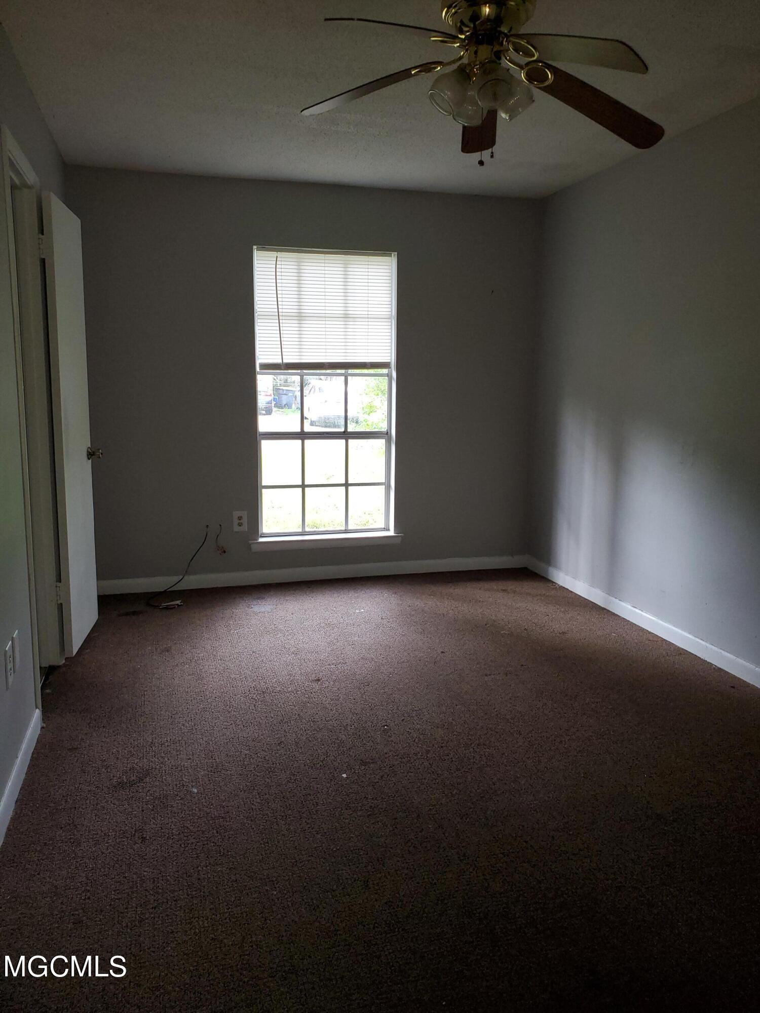 1608 Riverside Drive Gautier, MS 39553 - Photo 10 of 14 10