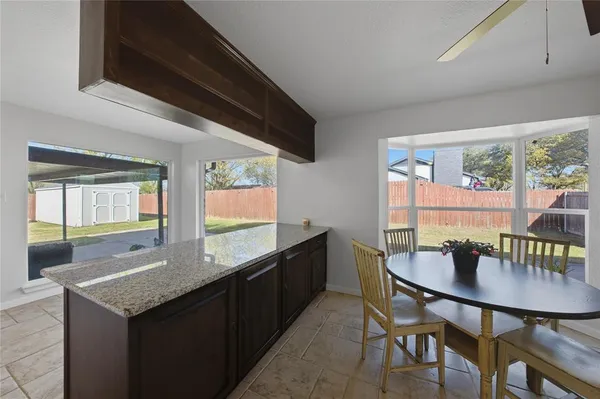 $344,500 | 845 Griffith Avenue, Terrell, TX 75160