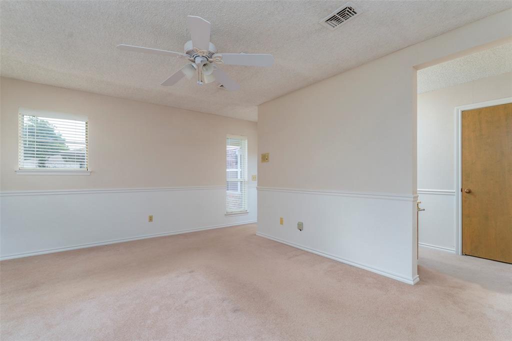 1008 Rocky Canyon Road Arlington, TX 76012 - Photo 24 of 37