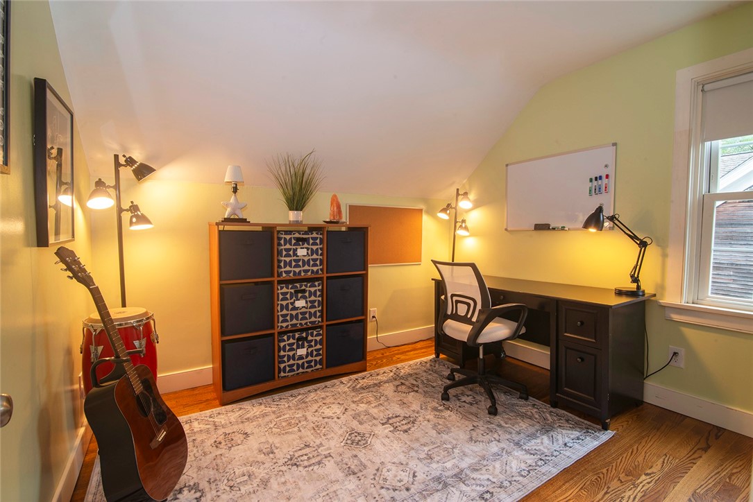 40 Cross Street Westerly, RI 02891 - Photo 11 of 14