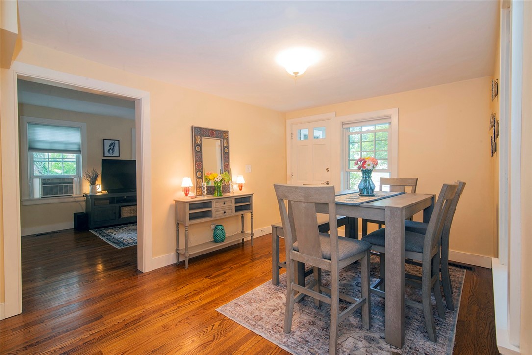 40 Cross Street Westerly, RI 02891 - Photo 5 of 14