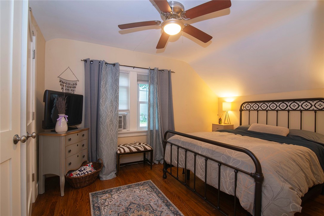 40 Cross Street Westerly, RI 02891 - Photo 10 of 14