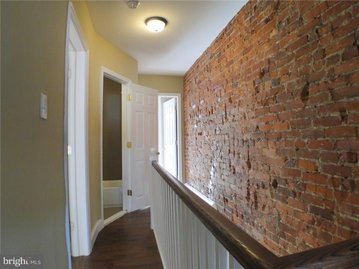 826 Mercer Street Philadelphia, PA 19125 - Photo 13 of 18 Hallway