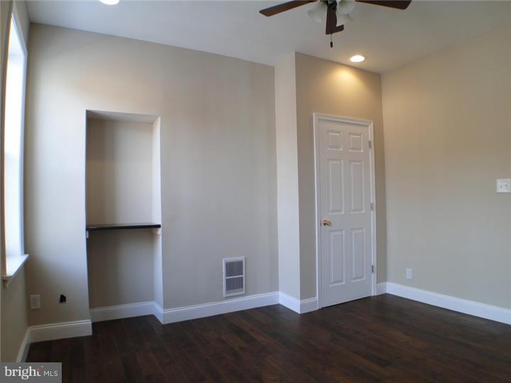 826 Mercer Street Philadelphia, PA 19125 - Photo 15 of 18 Bedroom - Main