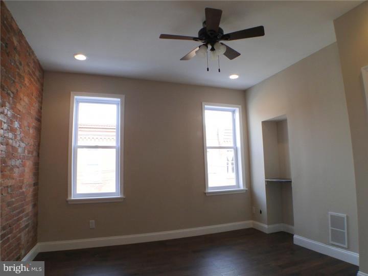 826 Mercer Street Philadelphia, PA 19125 - Photo 5 of 18