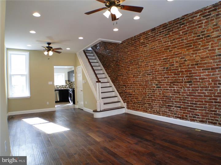 826 Mercer Street Philadelphia, PA 19125 - Photo 8 of 18 Dining Room