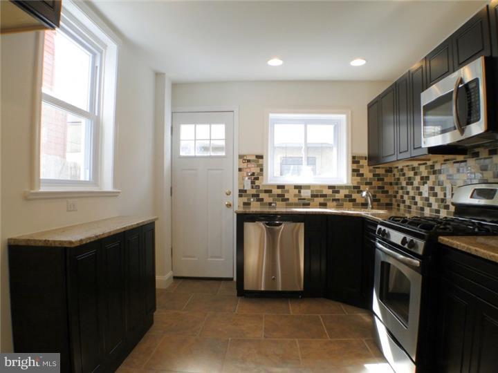 826 Mercer Street Philadelphia, PA 19125 - Photo 9 of 18 Kitchen