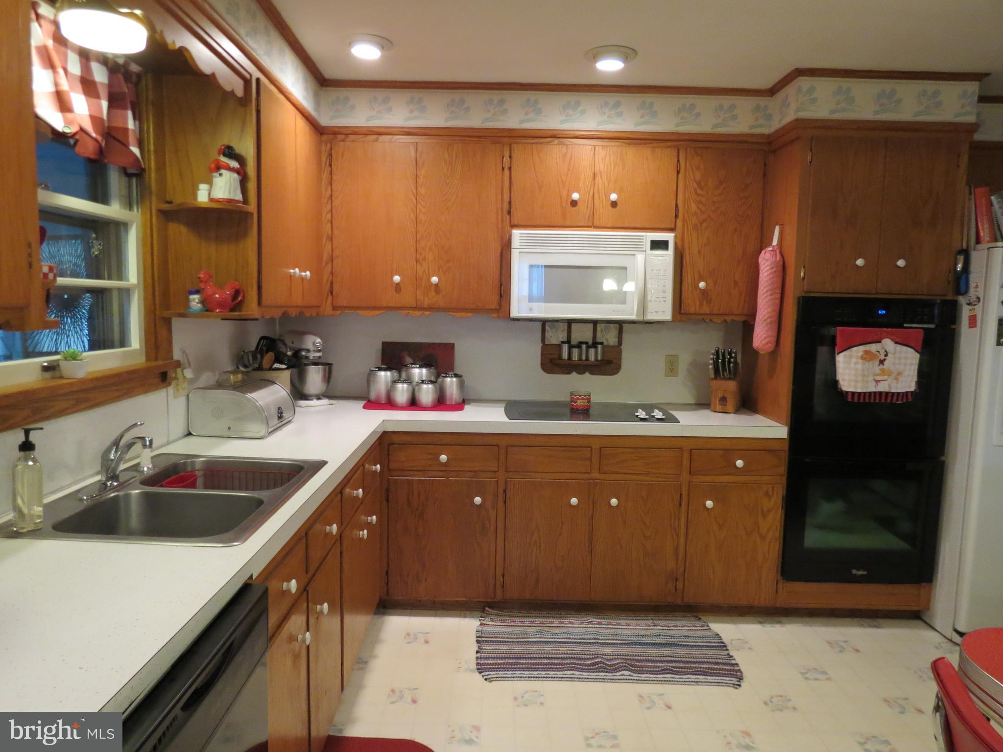 1152 South Forge Road Palmyra, PA 17078 - Photo 8 of 21 Gallery Image 8