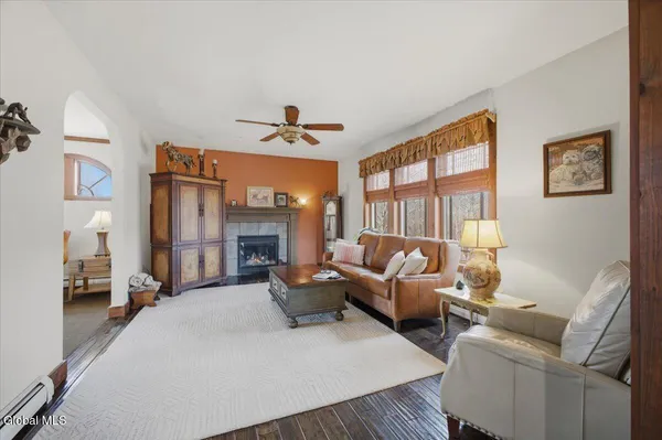 $755,500 | 353 County Road 402, Westerlo, NY 12193