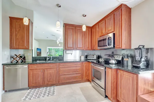 $4,500 | 14211 West La Sedona Circle, Delray Beach, FL 33484
