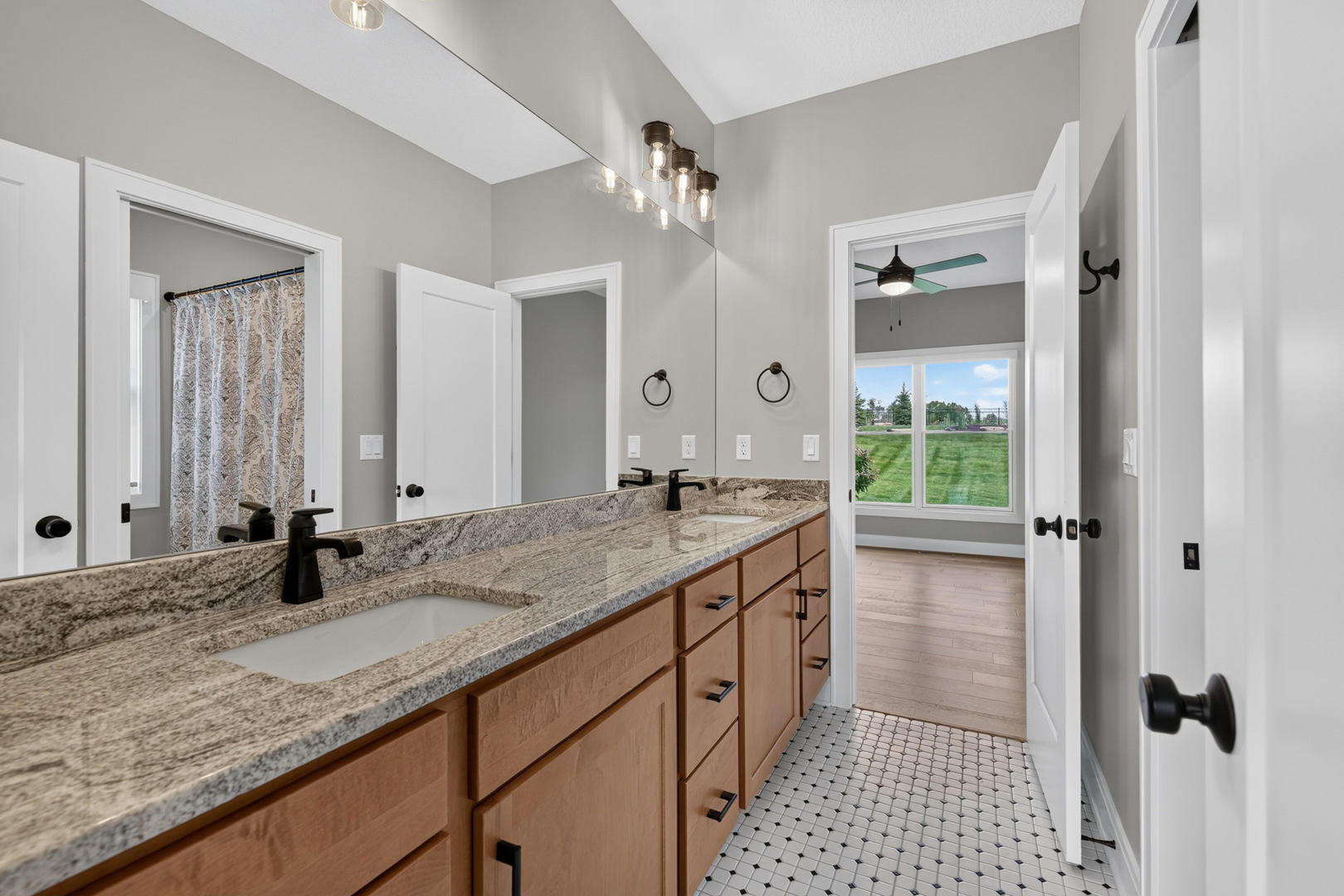 5077 Oak Rdg Court Bettendorf, IA 52722 - Photo 42 of 59
