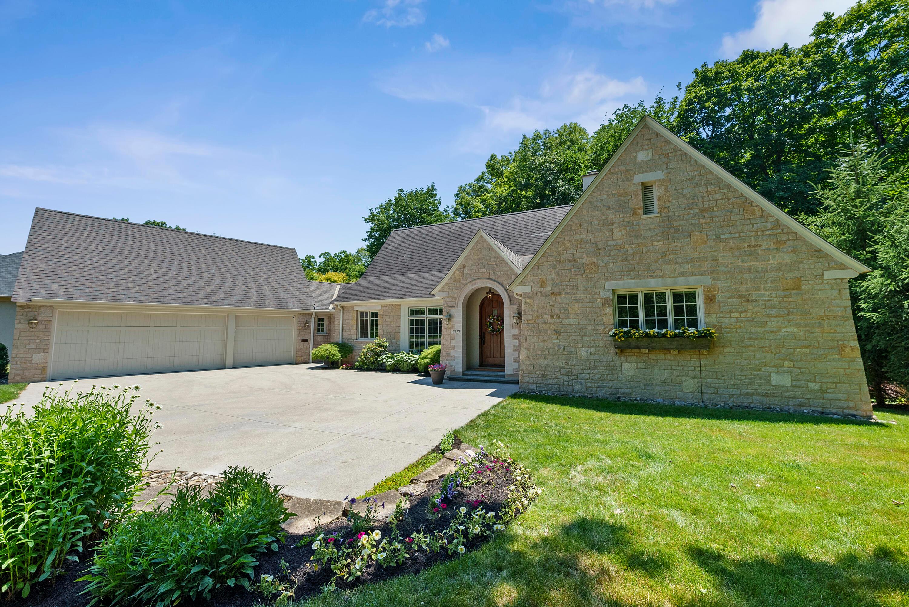 2737 Edington Road Columbus, OH 43221 - Photo 55 of 59 Exterior
