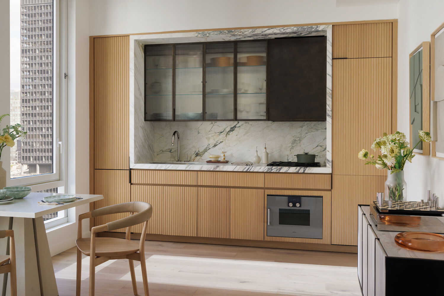 135 East 47th Street, Unit 22A Manhattan, NY 10017 - Photo 4 of 16