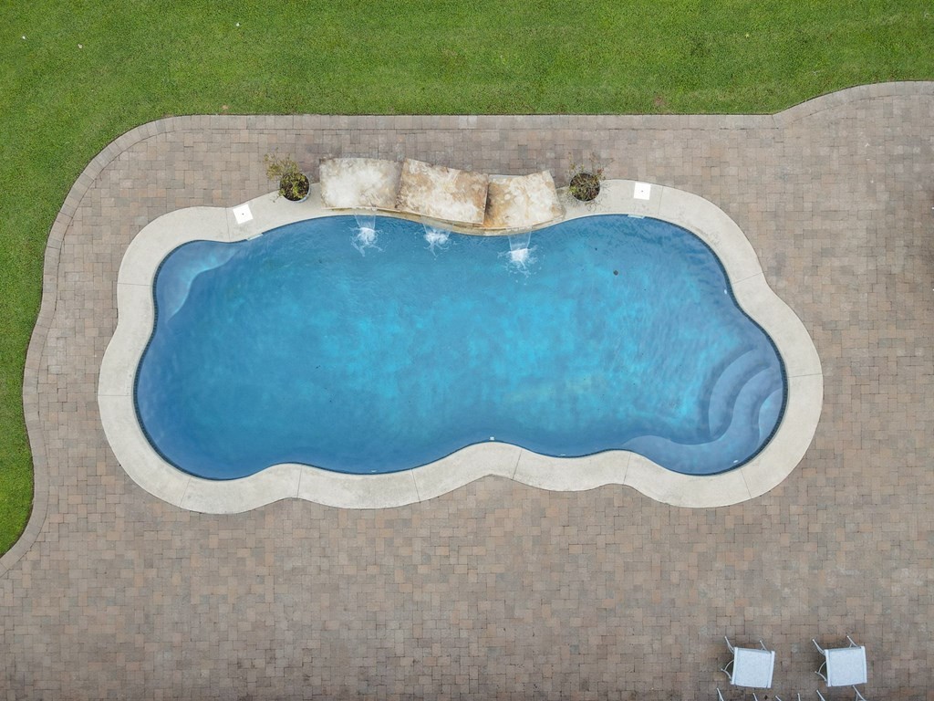 5597 South No Pone Valley Road Decatur, TN 37322 - Photo 8 of 44 a view of outdoor space and pool