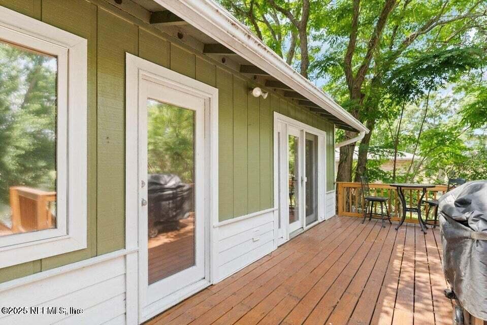 112 Wesley Road Green Cove Springs, FL 32043 - Photo 12 of 42 20250208051613860397000000-o (1)