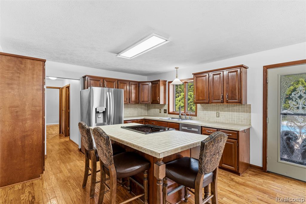 6699 Lansing Road Durand, MI 48429 - Photo 13 of 53
