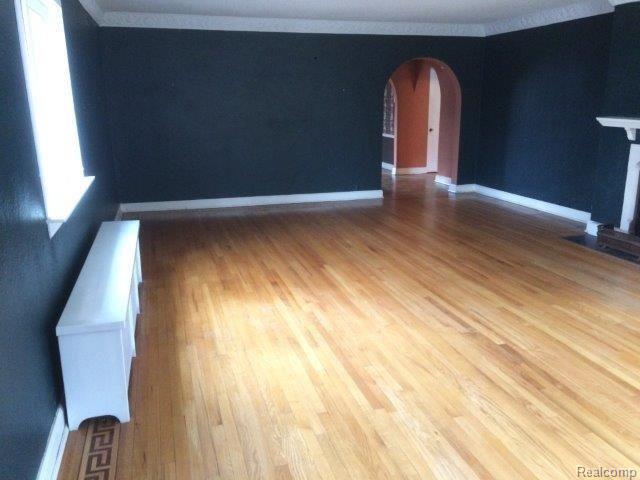 464 Neff Road Grosse Pointe, MI 48230 - Photo 2 of 18 IMG_9310.jpg