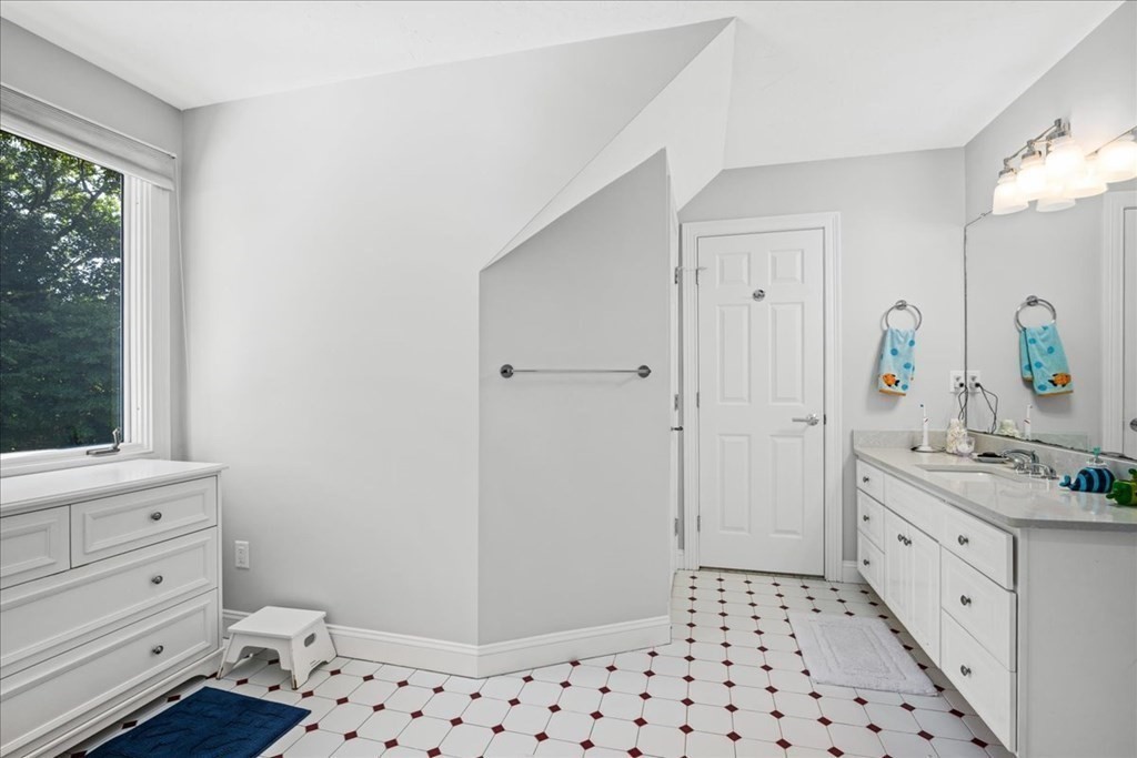92 Sears Road Southborough, MA 01772 - Photo 31 of 41 Gallery Image 31