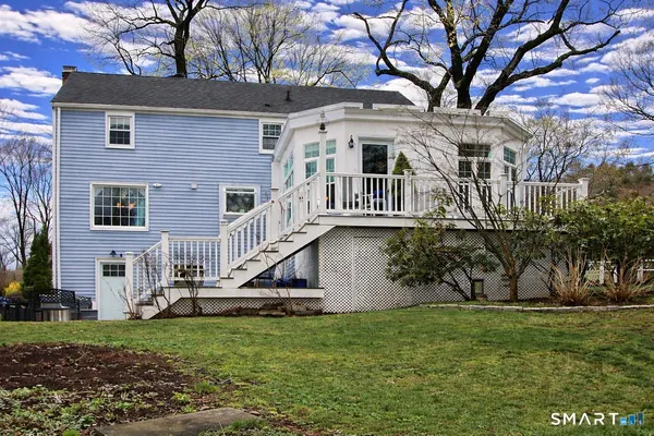 $699,900 | 22 Trotwood Drive, West Hartford, CT 06117