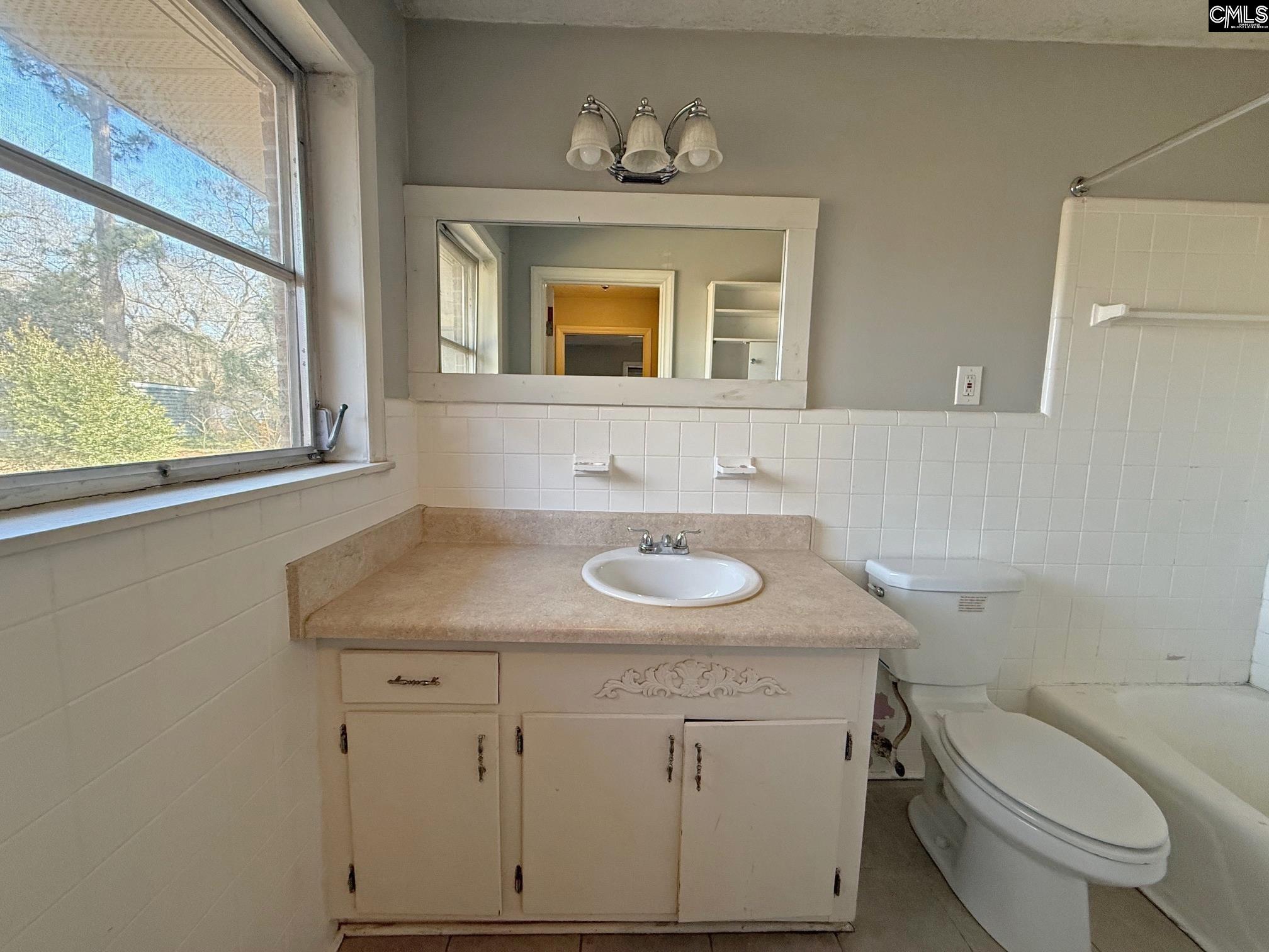 357 Highland Avenue Batesburg, SC 29006 - Photo 31 of 36
