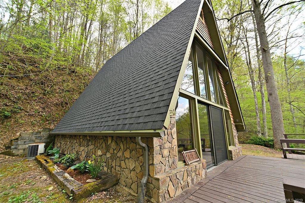 487 Fontana Forest Road Almond, NC 28702 - Photo 3 of 14 Gallery Image 3