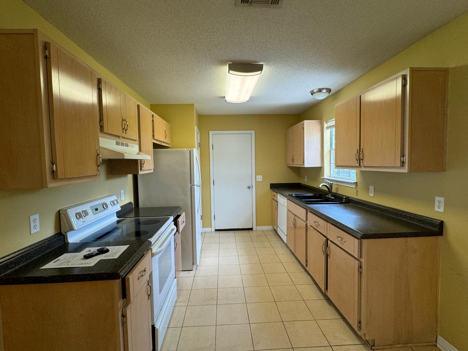 2870 Aplin Road Crestview, FL 32539 - Photo 7 of 20 WhatsApp Image 2024-07-16 at 10.09.51_27