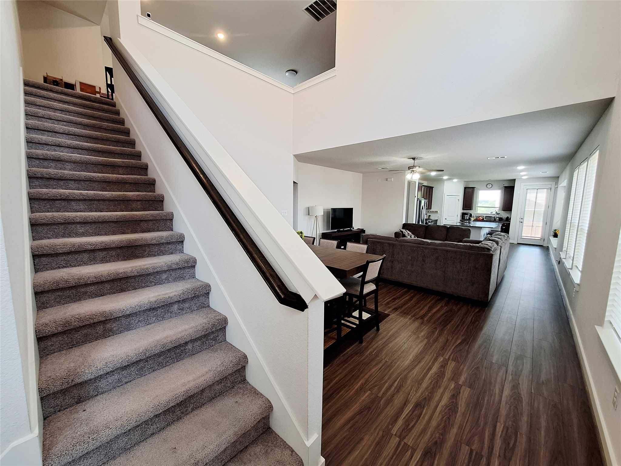 8000 Prairie Rye Drive Lago Vista, TX 78645 - Photo 6 of 40
