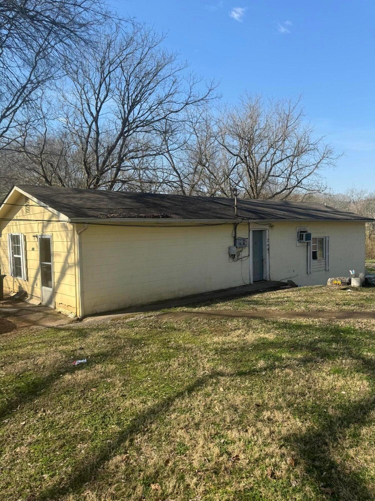 389 Market Street Northeast Charleston, TN 37310 - Photo 2 of 2 20250902191606513318000000-o