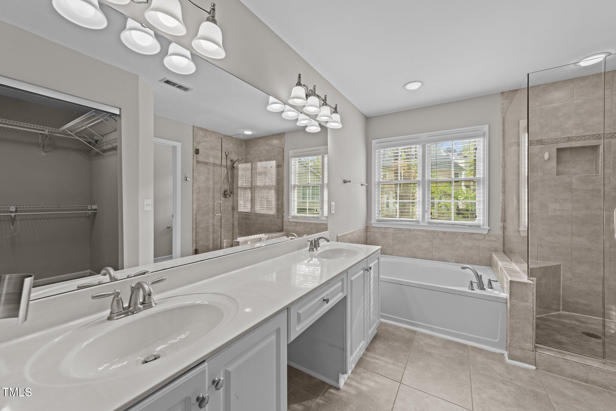 5301 Tilford Lane Raleigh, NC 27613 - Photo 27 of 42 23-web-or-mls-3D5A1205