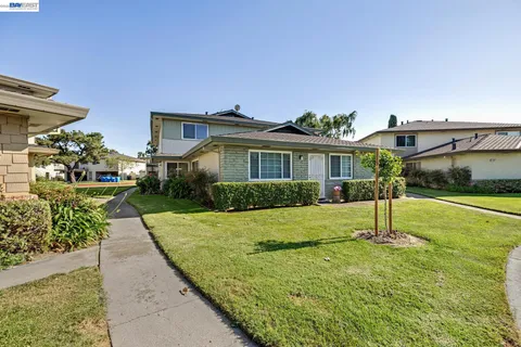 $418,000 | 2274 Peacock Place, Unit 2, Union City, CA 94587