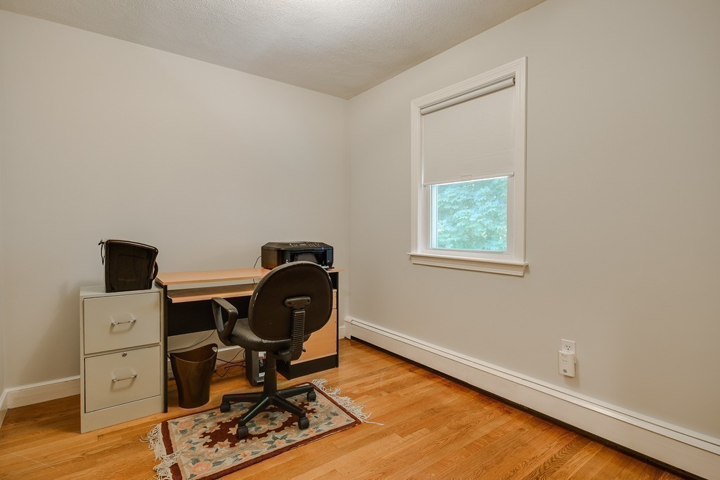27 Emily Road Framingham, MA 01701 - Photo 16 of 23 Gallery Image 16