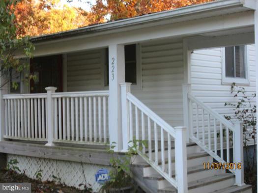 223 Kirkhoff Road Westminster, MD 21158 - Photo 2 of 23 Exterior (General)