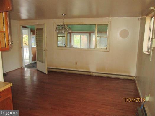 223 Kirkhoff Road Westminster, MD 21158 - Photo 12 of 23 Living Room