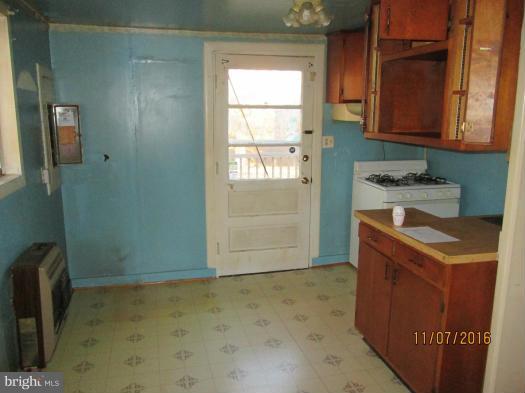 223 Kirkhoff Road Westminster, MD 21158 - Photo 10 of 23 Dining Room