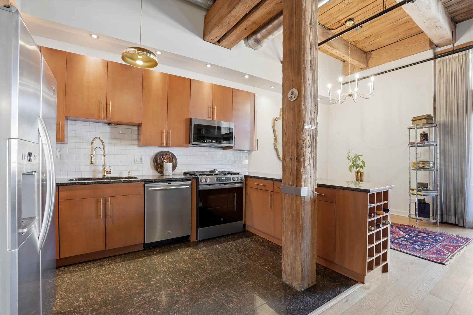 400 South Green Street, Unit 409 Chicago, IL 60607 - Photo 7 of 23