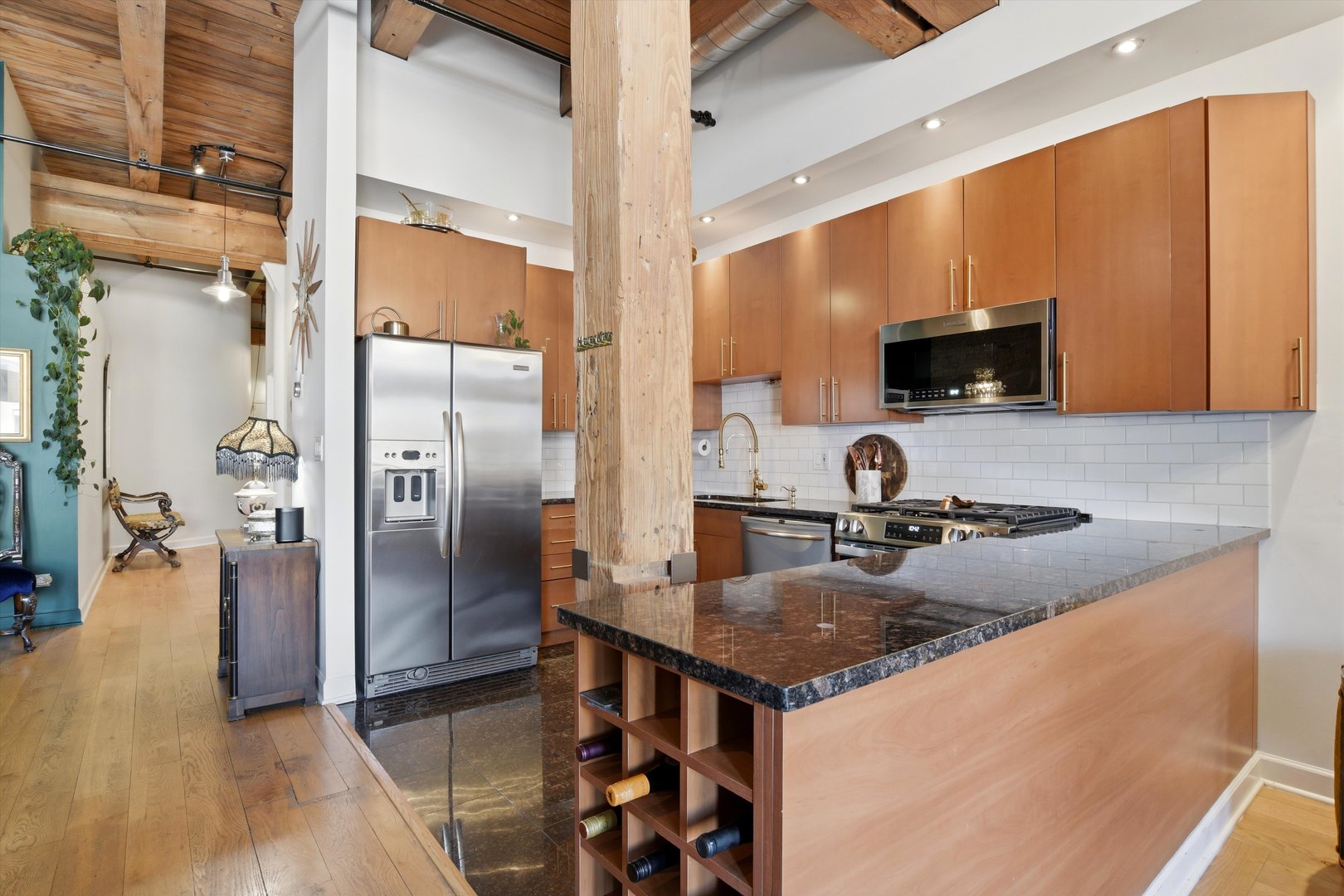 400 South Green Street, Unit 409 Chicago, IL 60607 - Photo 8 of 23